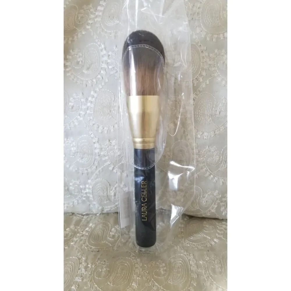 The Laura Geller Face + Body Brush